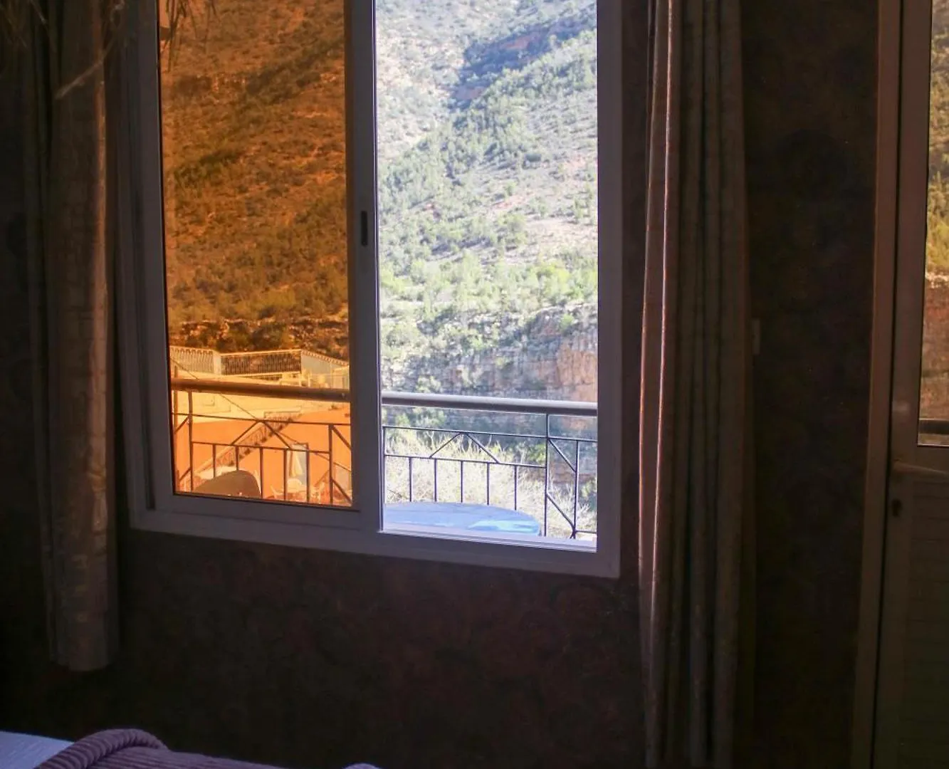 Auberge Les Montagnes Du Paradis Your Hidden Retreat In Paradise Valley Tagherat Anekrim Guest house