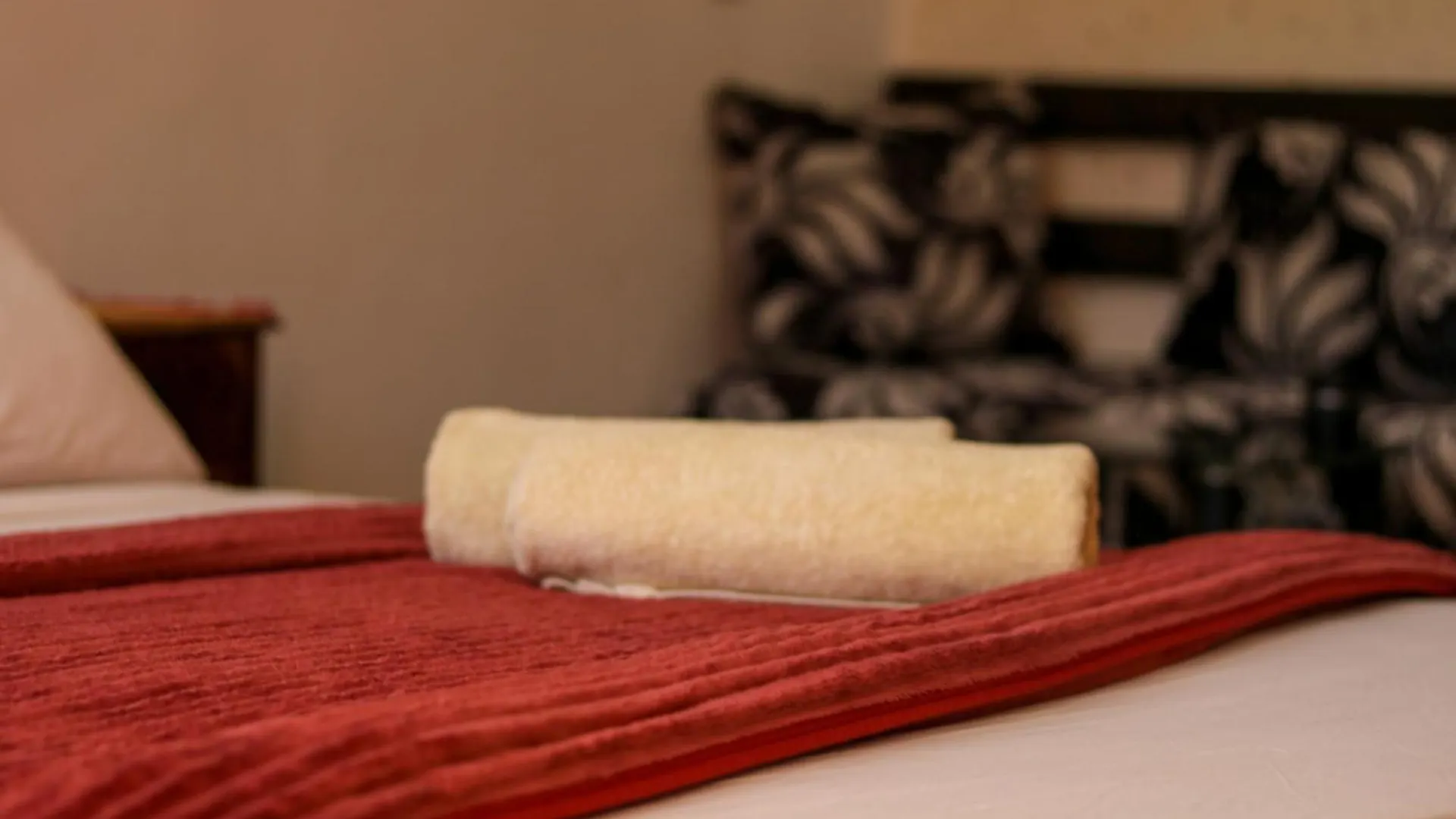 Guest house Auberge Les Montagnes Du Paradis Your Hidden Retreat In Paradise Valley Tagherat Anekrim