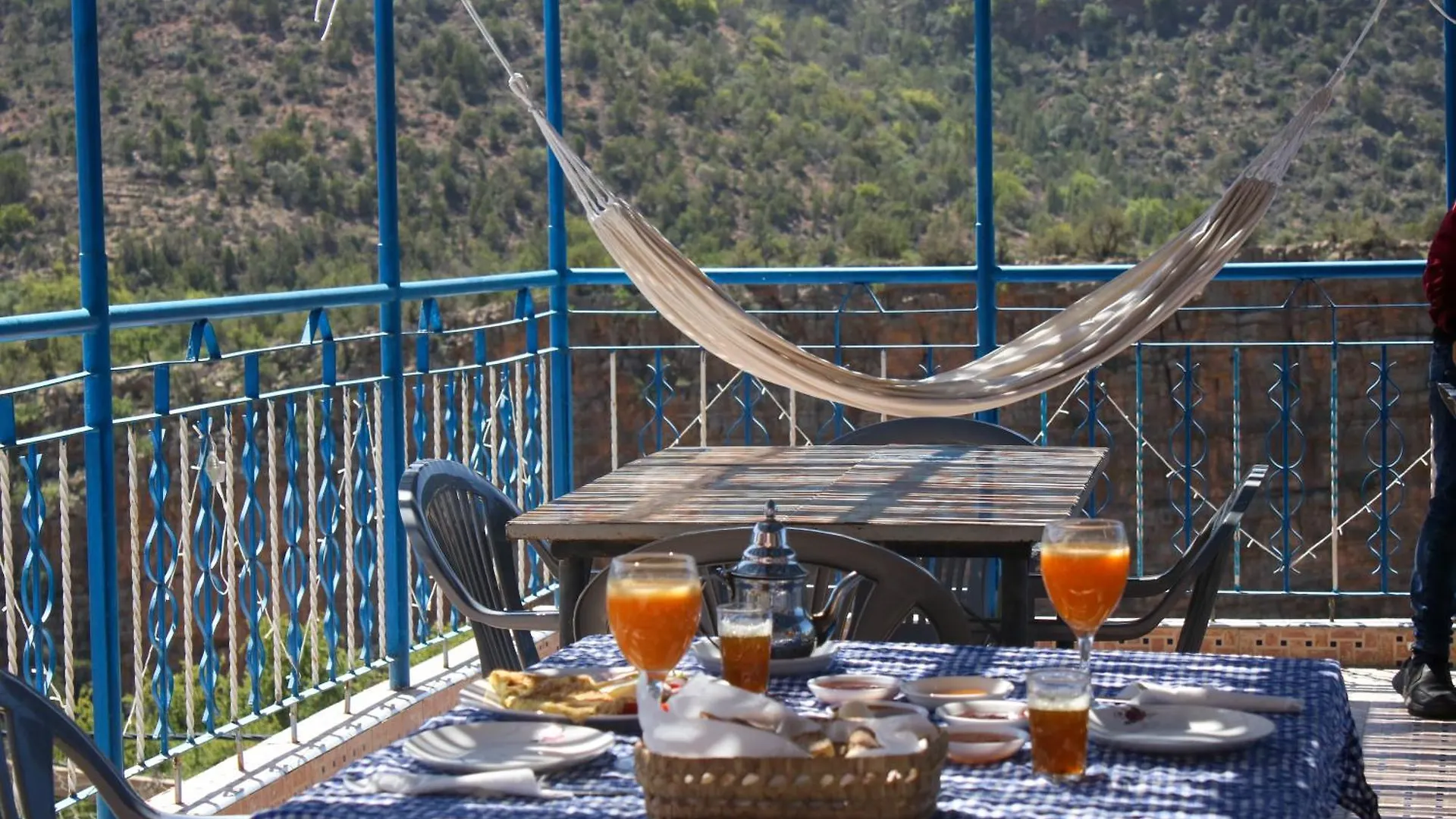 Auberge Les Montagnes Du Paradis Your Hidden Retreat In Paradise Valley Tagherat Anekrim Guest house