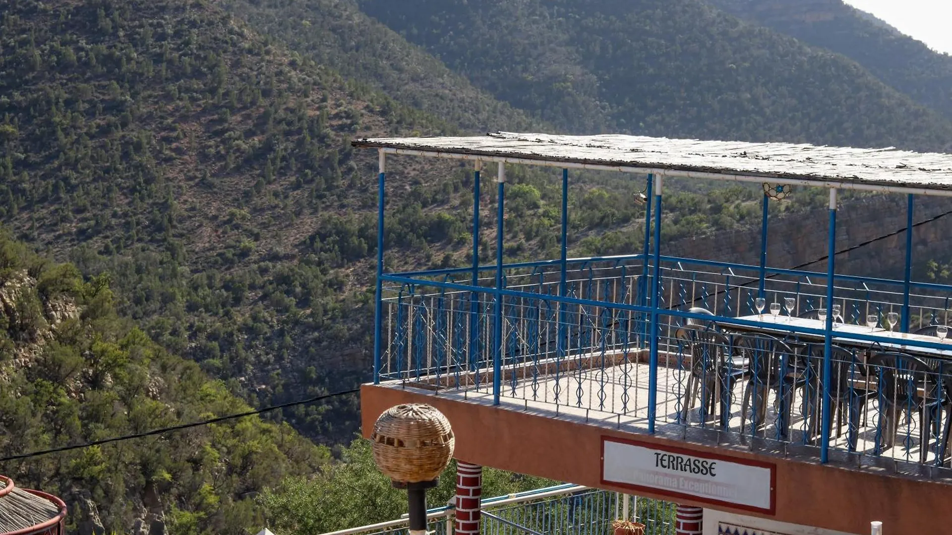 Auberge Les Montagnes Du Paradis Your Hidden Retreat In Paradise Valley Tagherat Anekrim