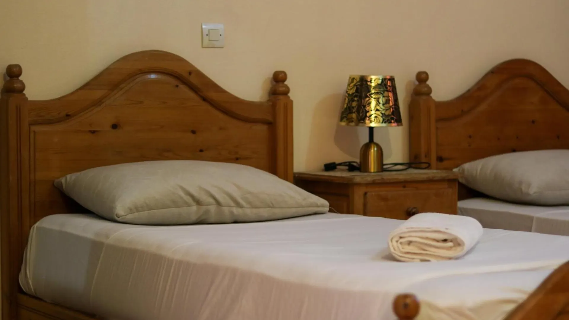 Auberge Les Montagnes Du Paradis Your Hidden Retreat In Paradise Valley Tagherat Anekrim