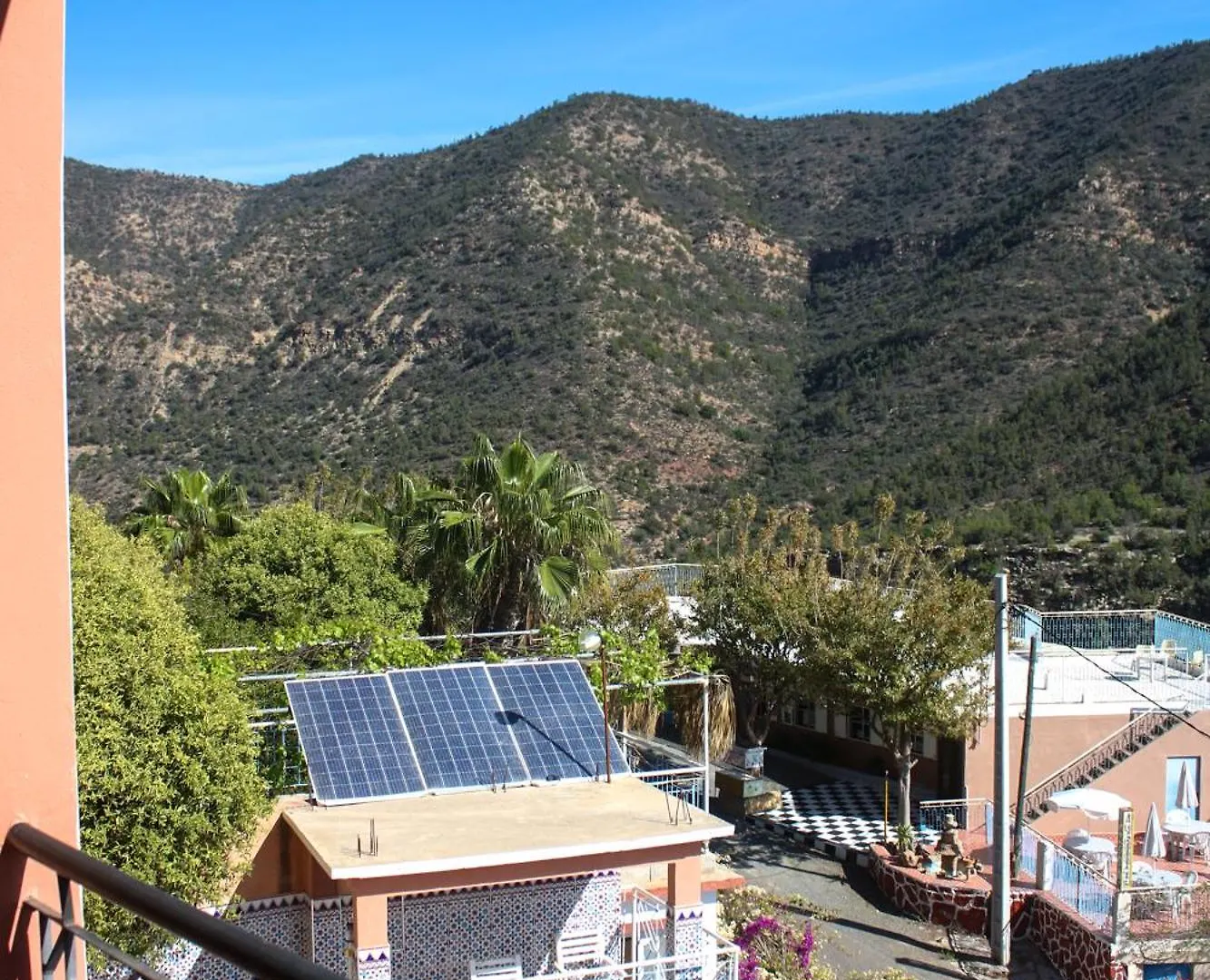Auberge Les Montagnes Du Paradis Your Hidden Retreat In Paradise Valley Tagherat Anekrim